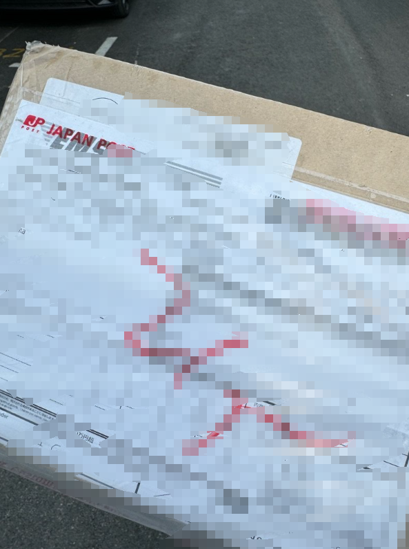  购物就太惊喜了，物流顺畅没被税，实物和描述一致，质量超出预期，性价比很高，购物流程简单，推荐给大家，值得信赖！ 


