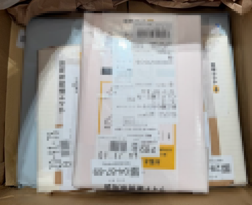     挖煤姬海运淘书体验超赞！这次入手了樱桃小丸子漫画书，杂志等等，选了海运路线，全程不到一个月就顺利收货，物流轨迹在APP上实时可查，清关也超顺畅，完全不用费心跟进。
    合单打包省了不少运费，还能用积分抵扣，性价比拉满。最惊喜的是包装，硬纸箱外层超结实，漫... 挖煤姬海运淘书体验超赞！这次入手了樱桃小丸子漫画书，杂志等等，选了海运路线，全程不到一个月就顺利收货，物流轨迹在APP上实时可查，清关也超顺畅，完全不用费心跟进。 合单打包省了不少运费，还能用积分抵扣，性价比拉满。最惊喜的是包装，硬纸箱